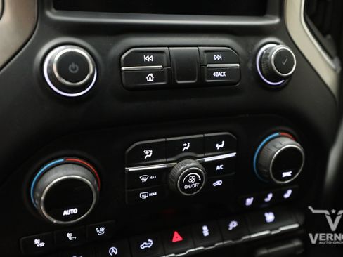 Used 2019 Chevrolet Silverado 1500 LTZ w/ LTZ Texas Edition RWD image 46