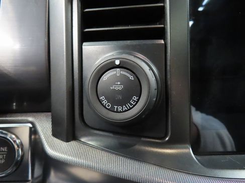 Used 2025 Ford F150 Lariat image 63