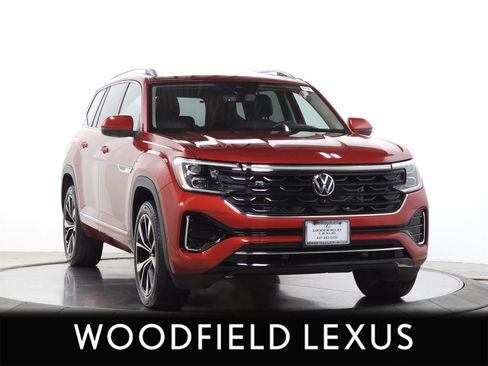 Used 2024 Volkswagen Atlas SEL Premium R-Line AWD/4WD image 1