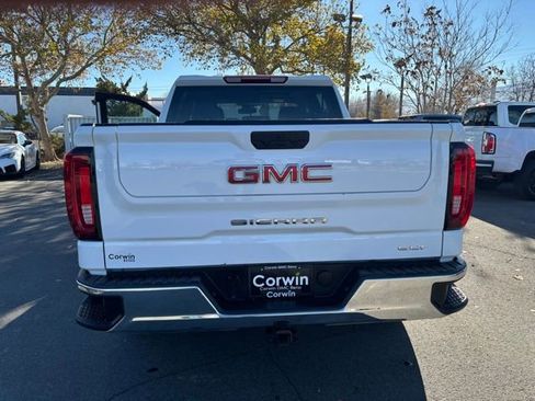 Used 2024 GMC Sierra 1500 SLT image 9