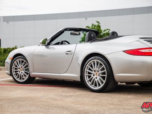 Used 2009 Porsche 911 Carrera RWD image 48