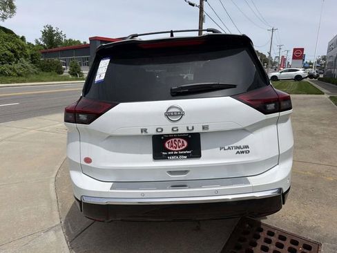 New 2026 Nissan Rogue Platinum w/ Platinum Premium Package AWD/4WD image 6