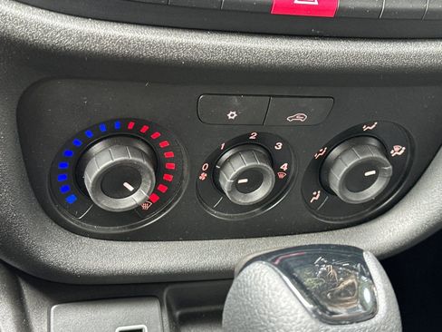 Used 2022 RAM ProMaster City Wagon image 24