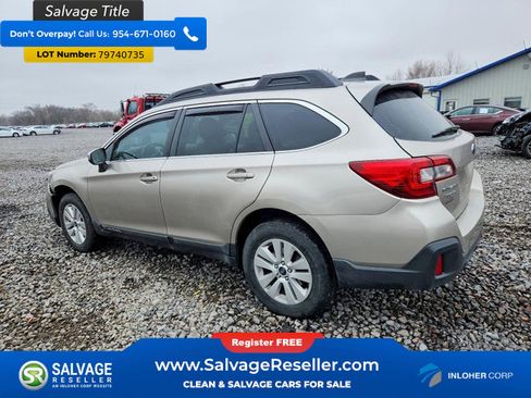 Used 2018 Subaru Outback 2.5i Premium image 3