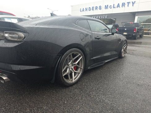 Used 2020 Chevrolet Camaro SS image 6