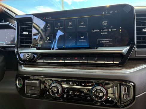 Used 2025 Chevrolet Silverado 1500 LT Trail Boss w/ Convenience Package II image 21