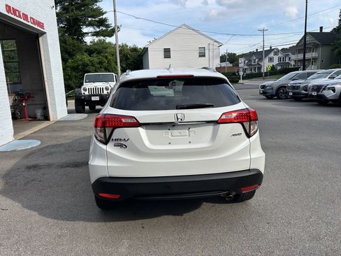 Used 2021 Honda HR-V EX image 6