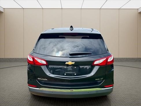Used 2019 Chevrolet Equinox LT w/ Driver Convenience Package AWD/4WD image 16