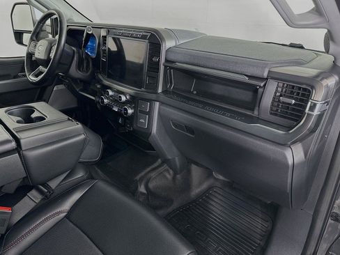 Used 2024 Ford F250 Lariat w/ Tremor Off-Road Package AWD/4WD image 30