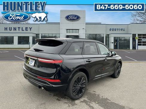 Used 2023 Lincoln Corsair Reserve w/ Jet Appearance Package AWD/4WD image 5