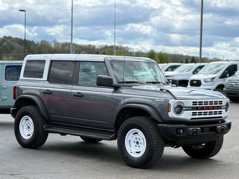 Used 2025 Ford Bronco Heritage Edition AWD/4WD image 42
