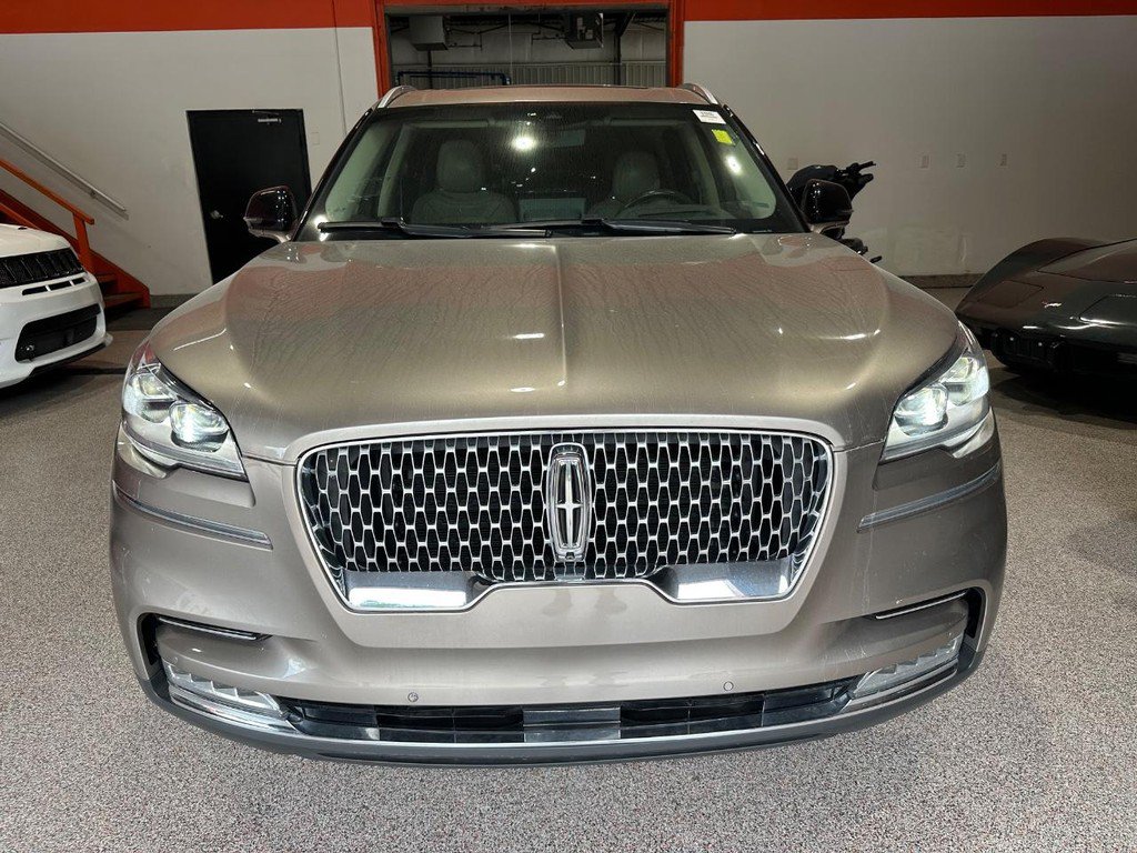 Used 2020 Lincoln Aviator Reserve w/ Equipment Group 202A AWD/4WD image 8