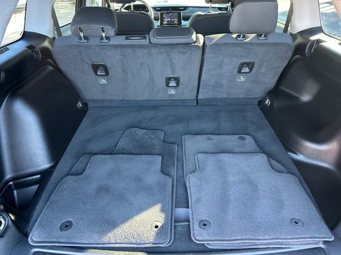 Used 2023 Jeep Grand Cherokee Laredo w/ Luxury Tech Group I image 40