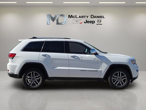 Used 2021 Jeep Grand Cherokee Limited AWD/4WD image 6