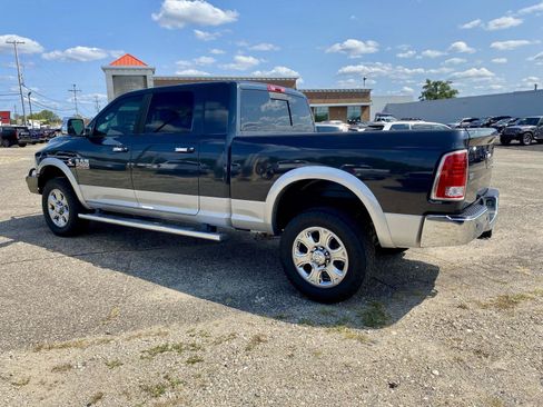 Used 2015 RAM 2500 Laramie w/ Convenience Group AWD/4WD image 4