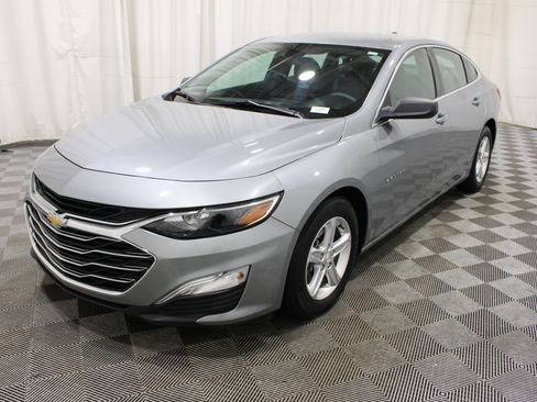 Used 2023 Chevrolet Malibu LS FWD image 33