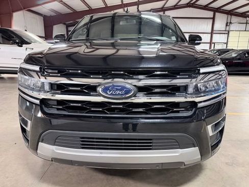Used 2024 Ford Expedition Limited AWD/4WD image 9