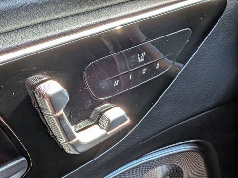 Used 2023 Mercedes-Benz C 300 4MATIC Sedan image 22