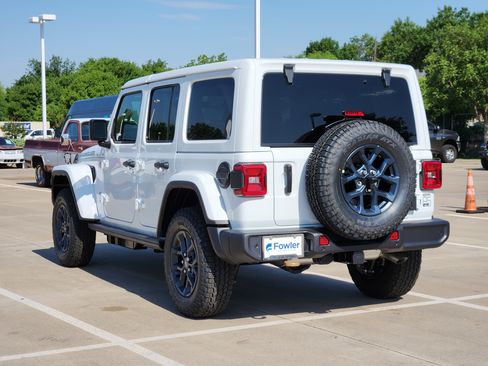 New 2026 Jeep Wrangler Unlimited Sport AWD/4WD image 3