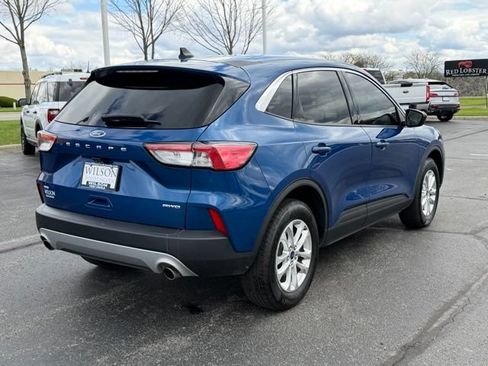 Certified 2022 Ford Escape SE w/ Convenience Package AWD/4WD image 4