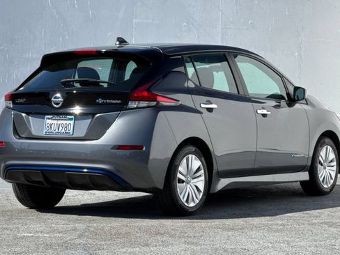 Used 2019 Nissan Leaf S w/ S Charge Package FWD image 3