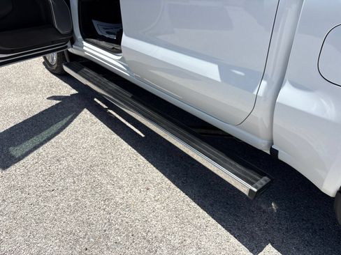 Used 2022 GMC Sierra 1500 Denali AWD/4WD image 10