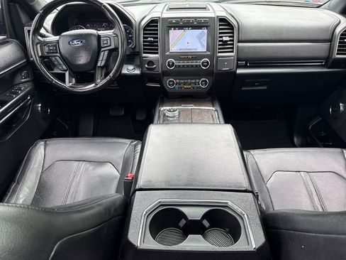 Used 2019 Ford Expedition Limited w/ Equipment Group 301A RWD image 13