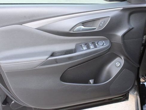 Used 2024 Buick Envista Avenir image 19