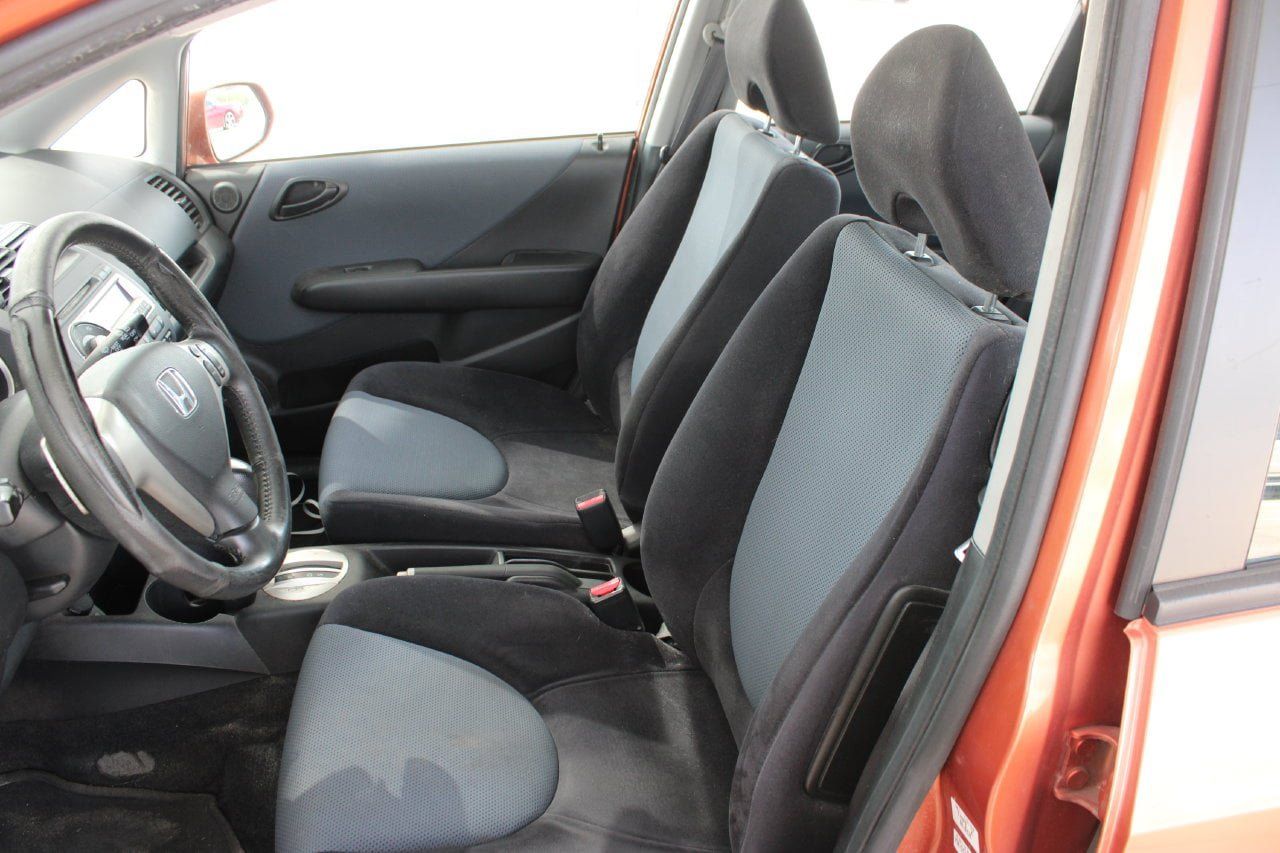 Used 2008 Honda Fit Sport image 10