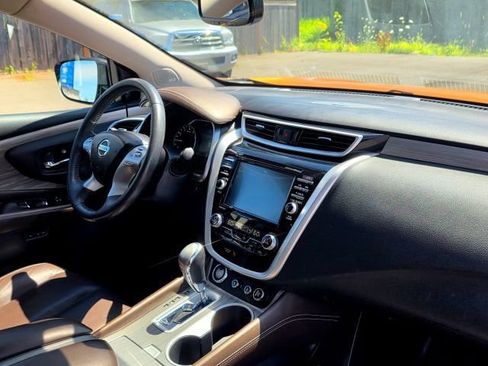 Used 2015 Nissan Murano Platinum w/ Platinum Technology Package AWD/4WD image 19