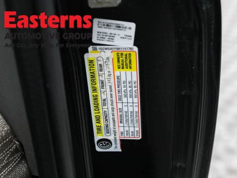 Used 2017 Chevrolet Express 2500 image 31