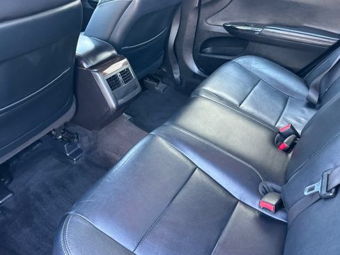 Used 2014 Toyota Avalon XLE Touring FWD image 4
