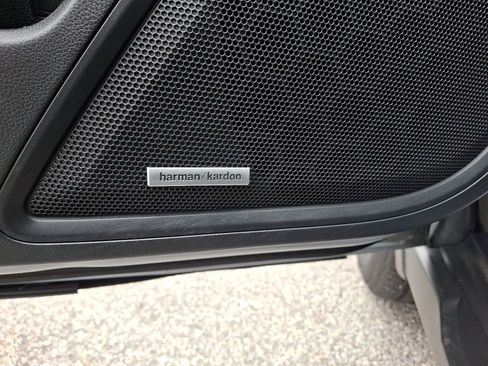 Used 2022 Subaru Outback Limited image 27