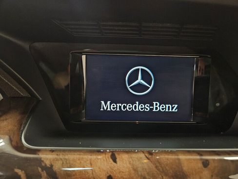 Used 2015 Mercedes-Benz GLK 250 BlueTEC 4MATIC image 37