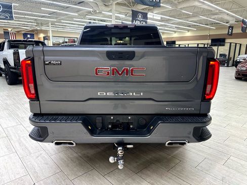 Used 2021 GMC Sierra 1500 Denali w/ Denali Ultimate Package image 8