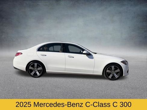 Used 2025 Mercedes-Benz C 300 4MATIC Sedan image 3