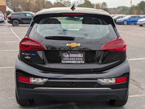 Used 2018 Chevrolet Bolt LT image 8