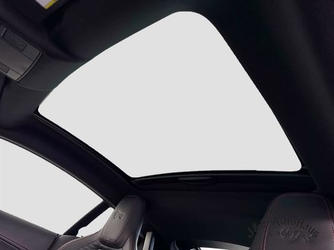 Used 2021 Jaguar F-TYPE R AWD/4WD image 16