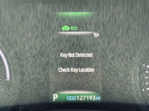 Used 2021 Toyota Sienna LE image 14