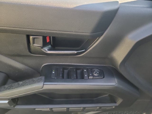 Certified 2025 Toyota Tacoma SR5 RWD image 18
