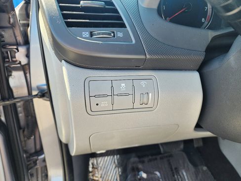 Used 2015 Hyundai Accent GLS image 14