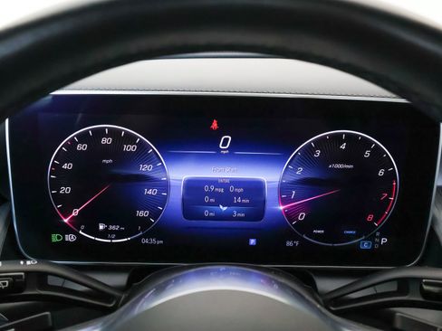 Used 2023 Mercedes-Benz GLC 300 4MATIC image 33