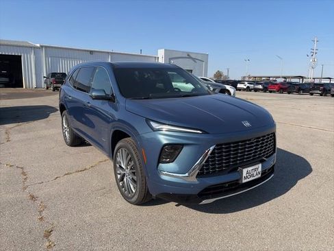 New 2026 Buick Enclave Avenir image 8