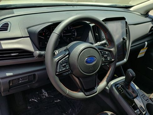 New 2025 Subaru Crosstrek 2.5i Limited w/ Popular Package #3A image 9