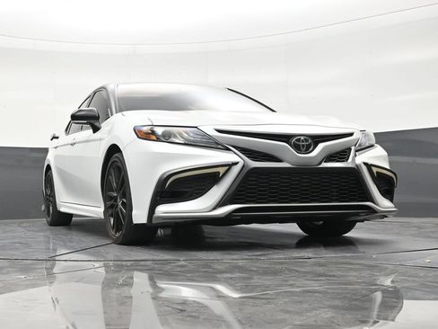 Used 2024 Toyota Camry XSE FWD image 27