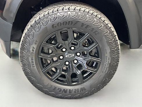 Used 2024 Chevrolet Colorado Trail Boss w/ Advanced Trailering Package image 29