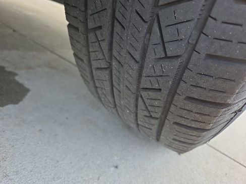 Used 2020 Buick Enclave Essence FWD image 69