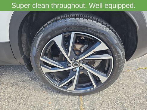 Used 2019 Volvo XC40 T5 R-Design AWD/4WD image 37