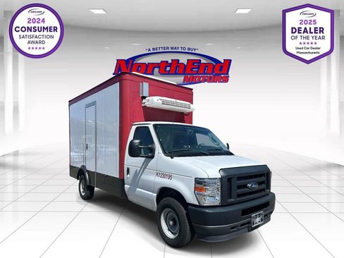 Used 2024 Ford E-350 and Econoline 350 Super Duty w/ Power Windows & Locks Group RWD image 1