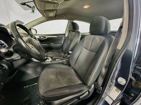 Used 2015 Nissan Sentra SV FWD image 18